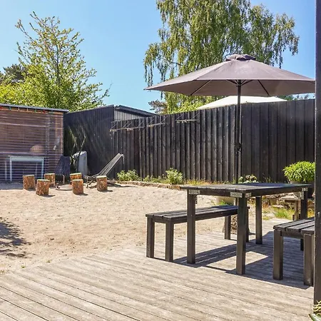 2 Bedroom Gorgeous In * Neksø