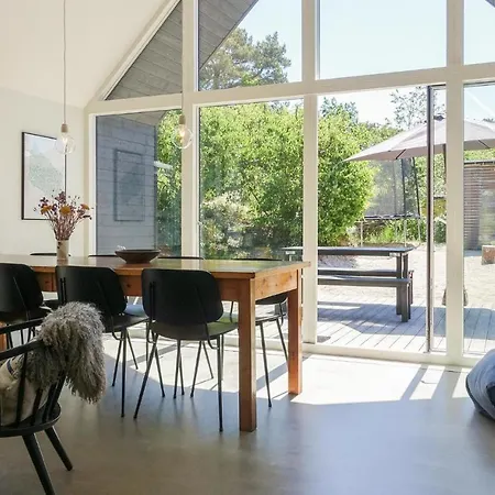 2 Bedroom Gorgeous In Nyaraló